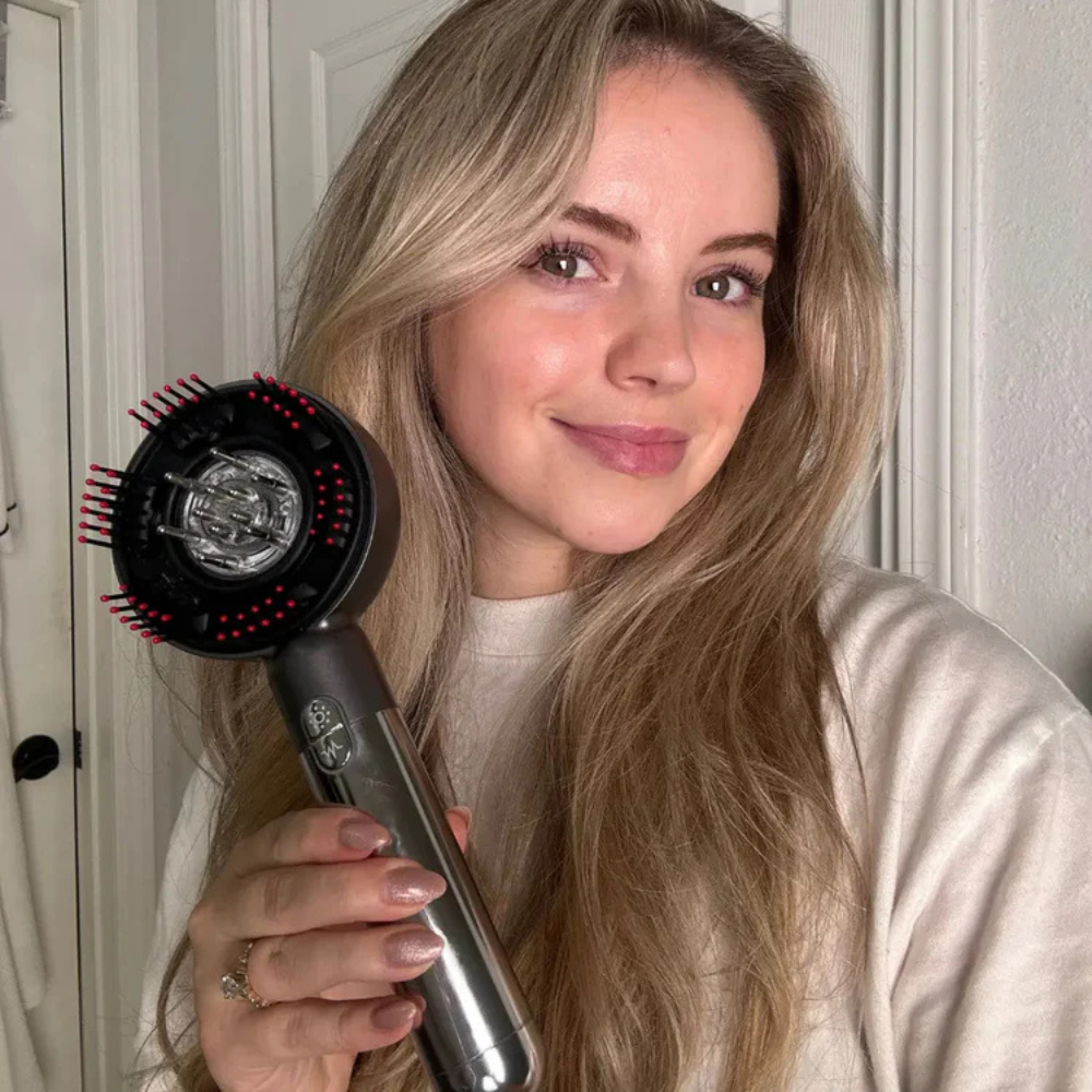 Red Light Therapy Hair Brush